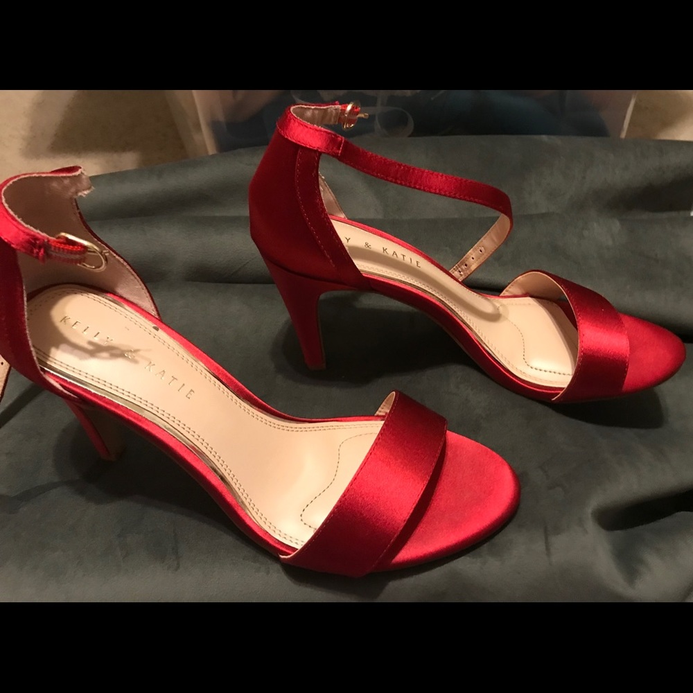 Red Strappy 3.5” heels sandals by Kelly & Kate